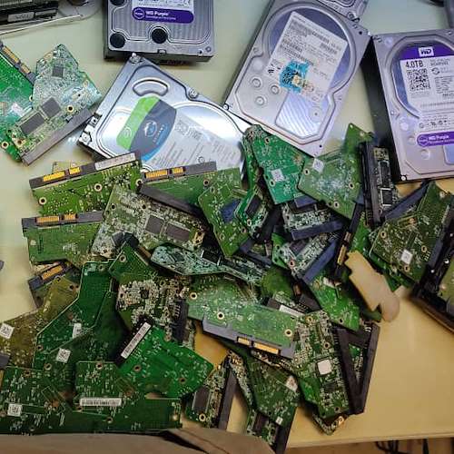 تعمیر کار برد هارد در مرکز تهران